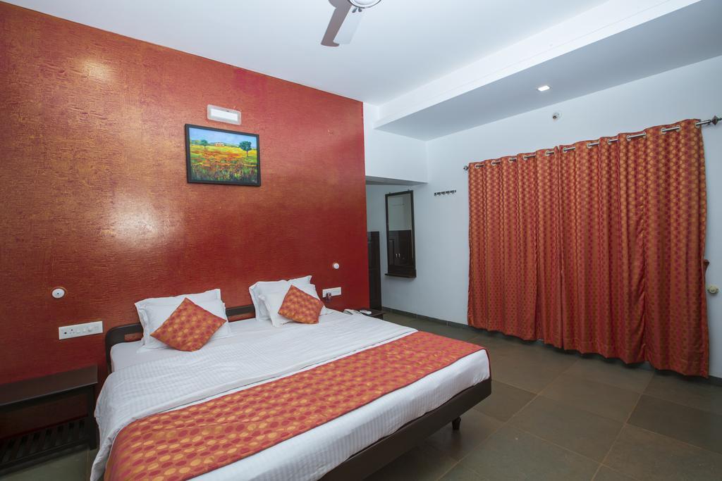 Beachfront Villas Ganpatipule Buitenkant foto
